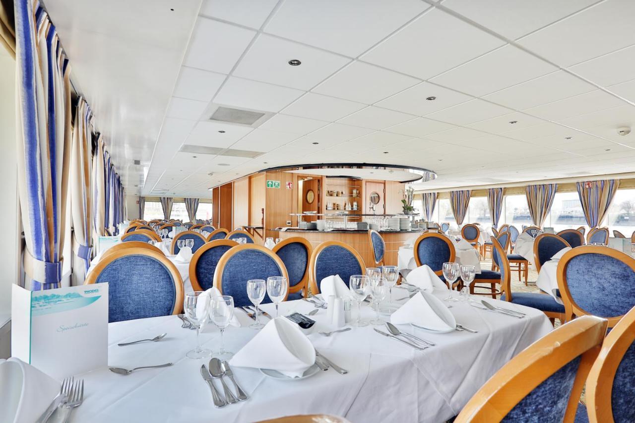 Fairtours Hotelschiff Aurelia**** Botel Düsseldorf