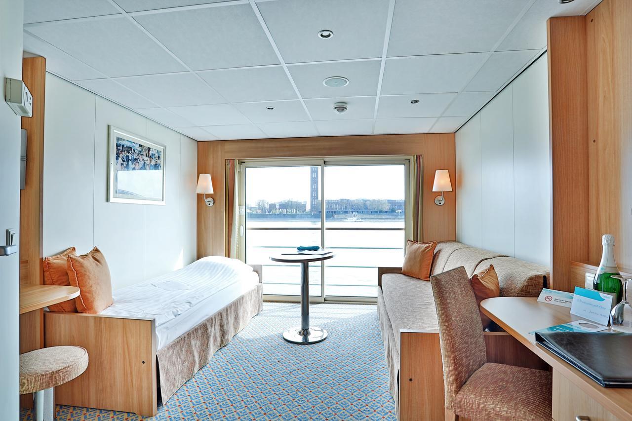 Fairtours Hotelschiff Aurelia**** Botel