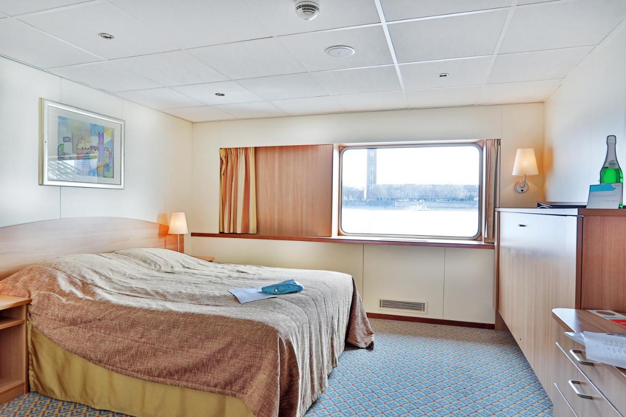 Botel Fairtours Hotelschiff Aurelia**** Düsseldorf